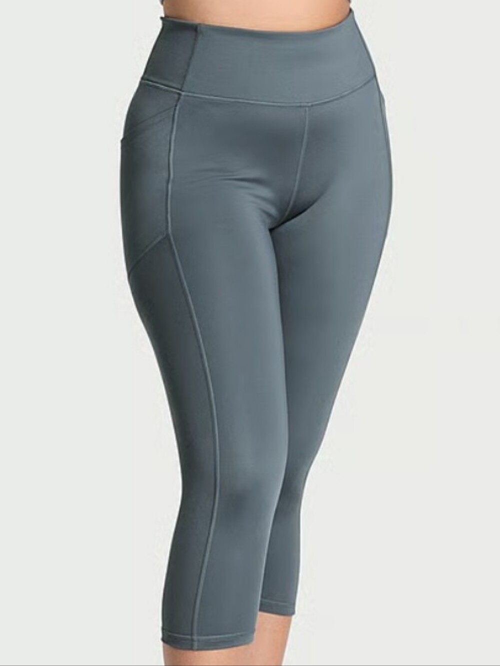 VSX Essential Pocket Capri Legging Sz Med NWT